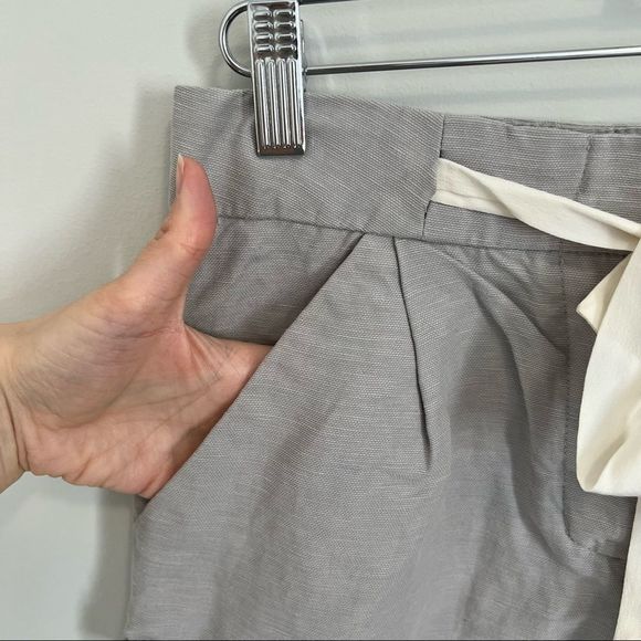 Aritzia Wilfred Allegra Shorts Light Grey Linen  Shorts - Picture 10 of 14